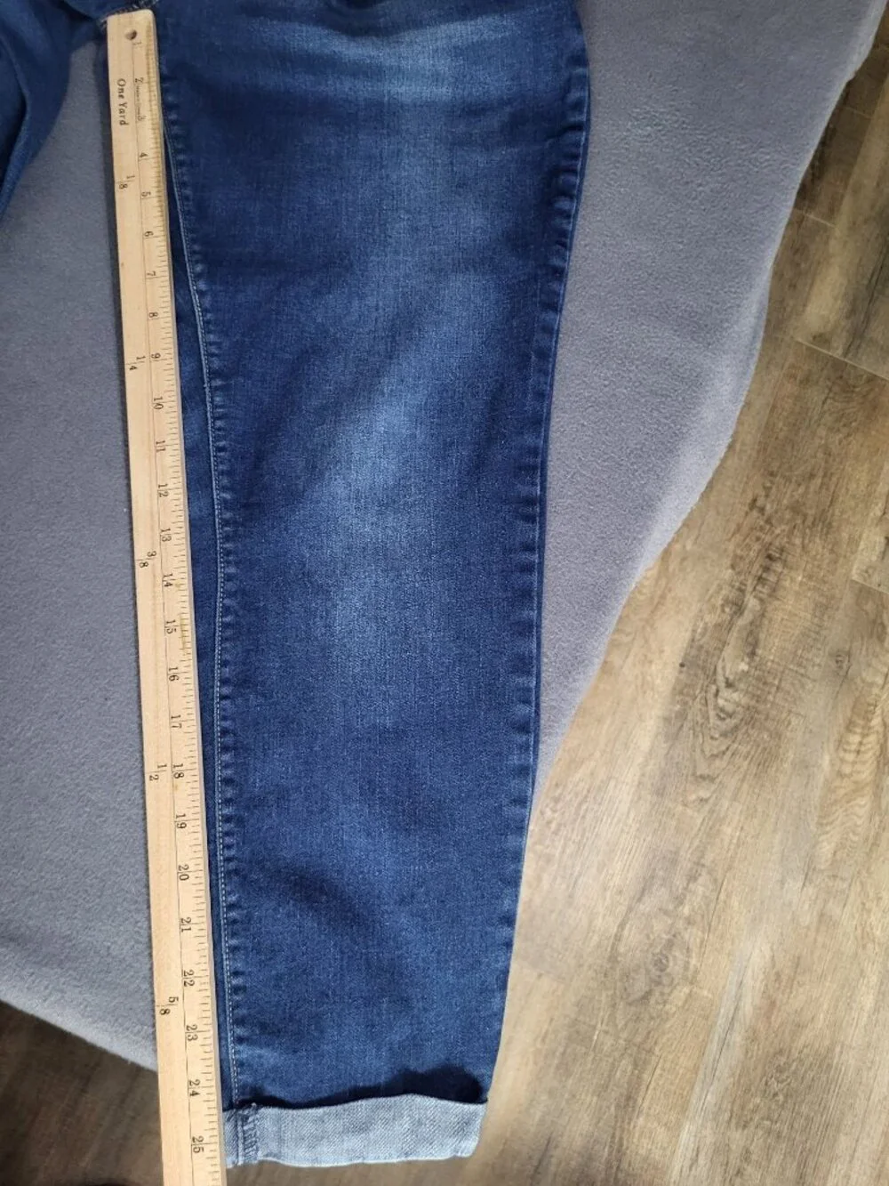 Royalty For Me YMI SZ 14 2 Button Ankle Jeans Rolled Cuff